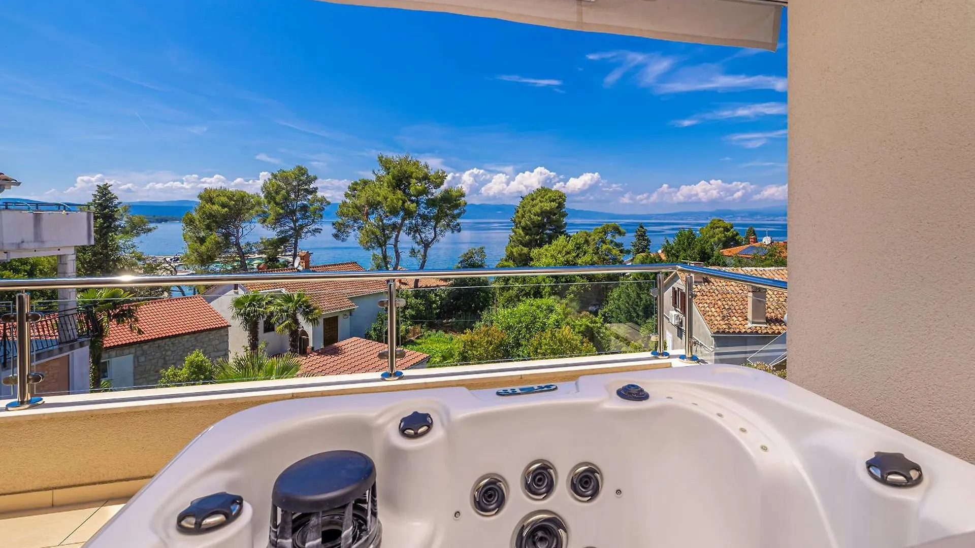 Luxury Penthouse Claudia Apartment Malinska 0*,  Croatia